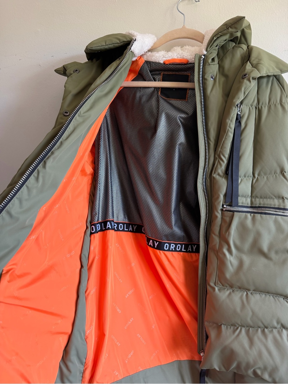 Orolay Olive Green Puffer Coat with Hood size S - Picture 2 of 4